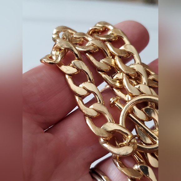 KEY necklace Sparkly Rhinestones Cuban chunky chain faux toggle gold pendant - Picture 8 of 8